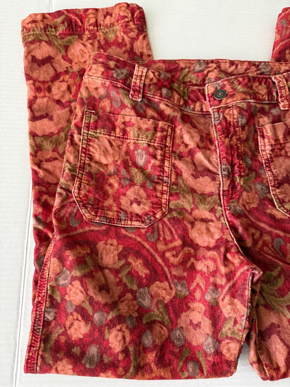 Free People Floral Red Multicolor Floral Velour Ankle Jeans Stretch Women's Sz 8 - Picture 5 of 9